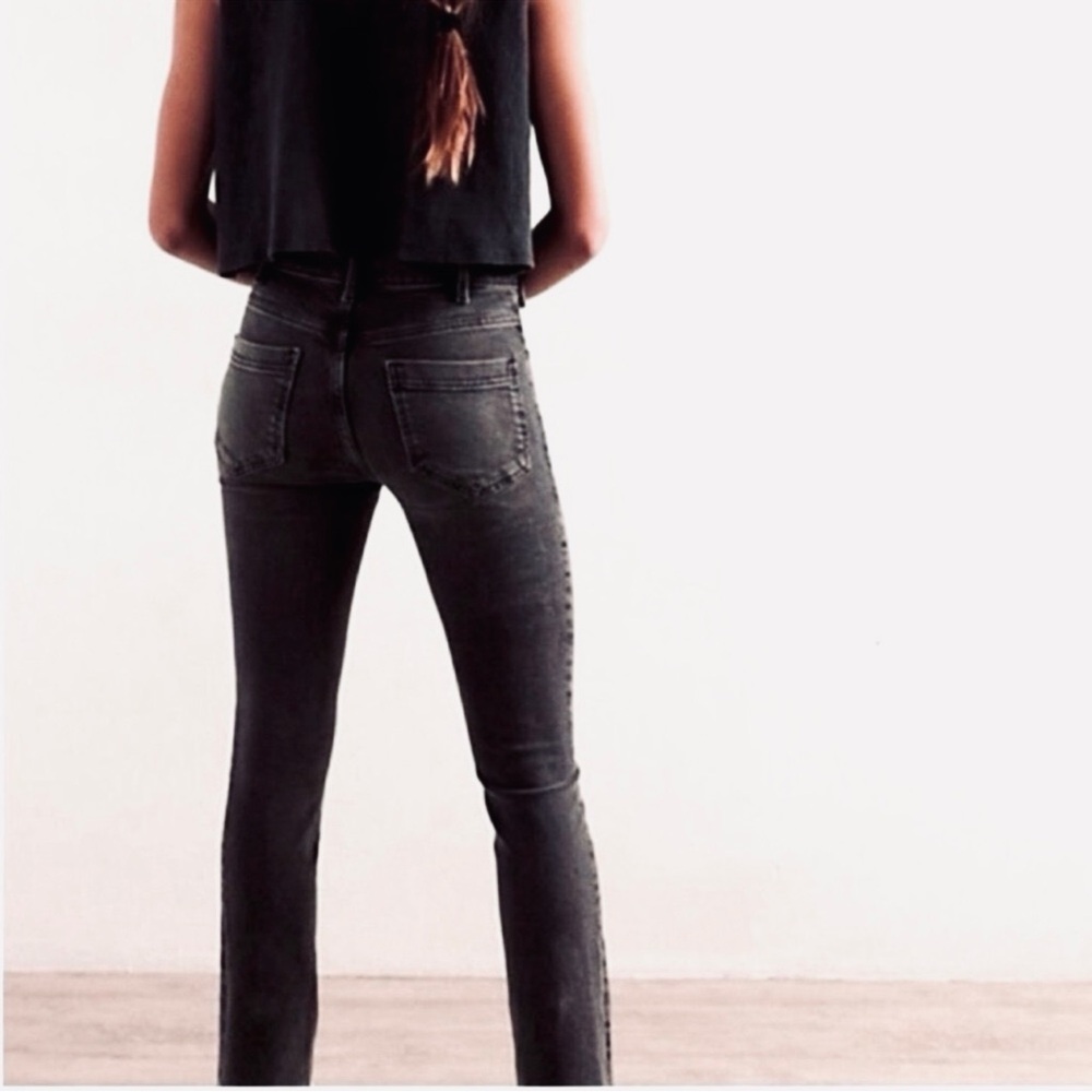 CABI Pitch Super Skinny Ankle Slim Dark Wash Jeans Pants Size 6 Black Roll Up